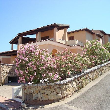 Case Vacanza Rosa Porto San Paolo  Exterior photo